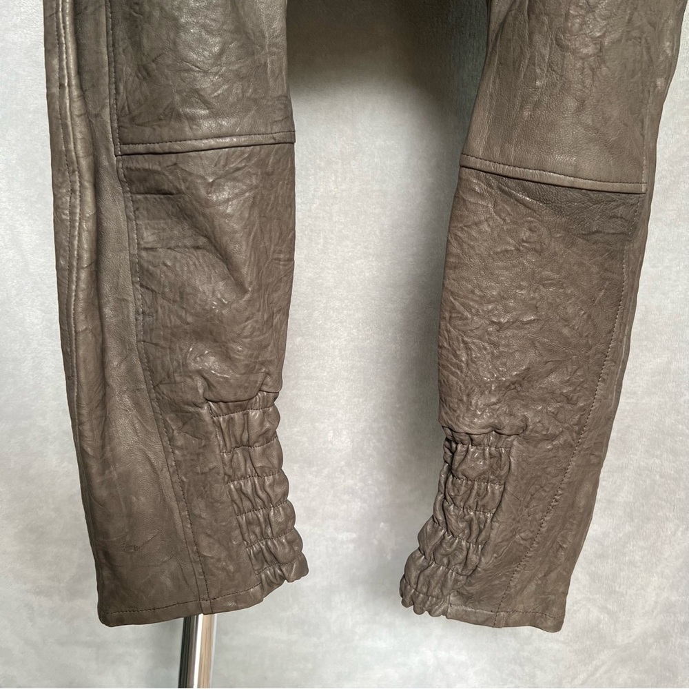 ROCOCO Crinkle Leather Pants Sz S Barrel Drop Crutch Crop Harem Olive Green Soft - Picture 16 of 17
